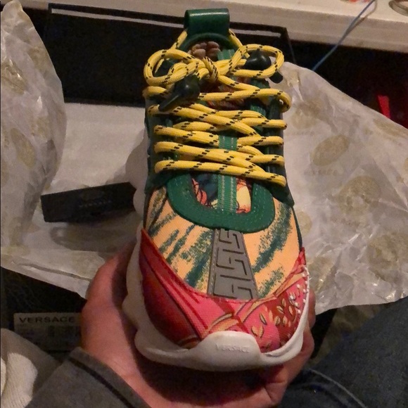 Versace Chain Reaction - Picture 4 of 7